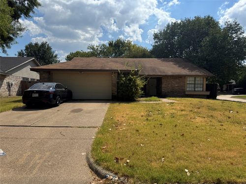 2681 Steppington St, Grand Prairie, TX, 75052-4003 | Card Image