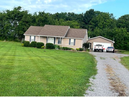 336 Cayenne Rd, Bell Buckle, TN, 37020-4879 | Card Image