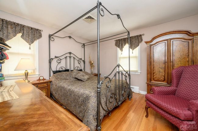 40 Readington Rd, House other with 3 bedrooms, 2 bathrooms and null parking in Whitehouse Station NJ | Image 18