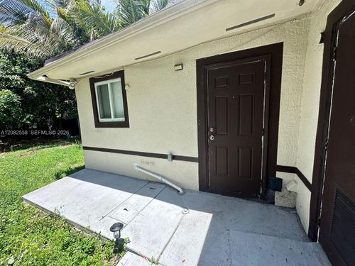 2-785 Nw 96th St, Miami, FL, 33150-1819 | Card Image