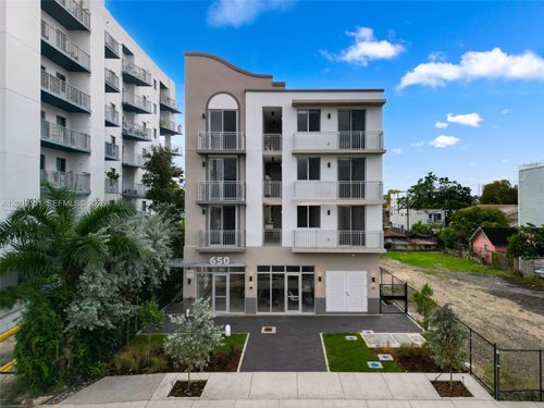 402-650 Sw 1st St, Miami, FL, 33130-1397 | Card Image