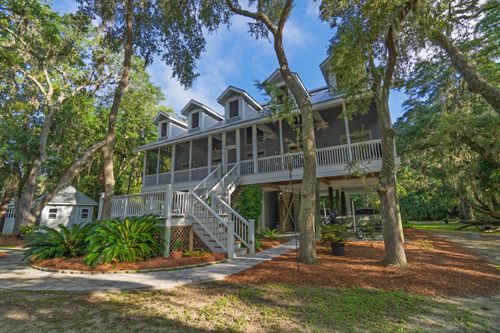 7805 Russell Creek Rd, Edisto Island, SC, 29438-6411 | Card Image