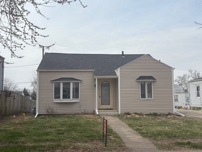 537 W 9 Th St N, Home with 2 bedrooms, 1 bathrooms and null parking in Newton IA | Image 24