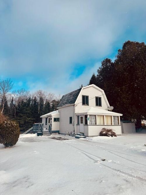 33 Trudeau Rd, Saranac Lake, NY, 12983-5635 | Card Image