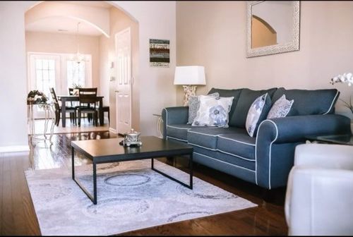 3209 Long Blvd, Nashville, TN, 37203-1113 | Card Image