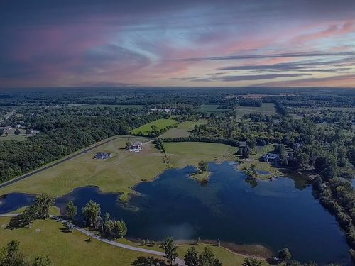 6265 Hidden Forrest Dr, Swartz Creek, MI, 48473-7643 | Card Image