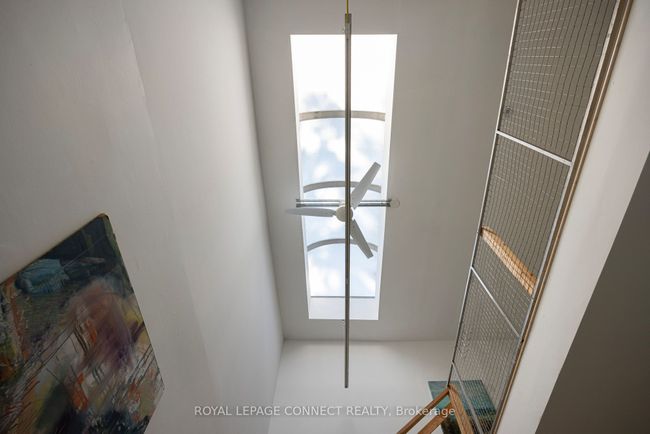 288 Sherbourne St, House attached with 9 bedrooms, 5 bathrooms and null parking in Toronto ON | Image 35