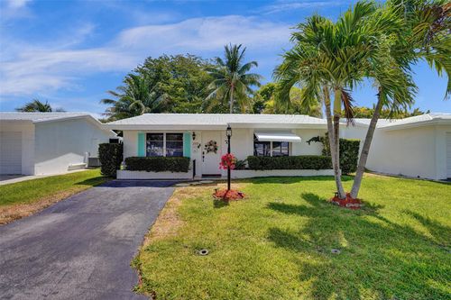 2510 Nw 1st Ave, Pompano Beach, FL, 33064-3833 | Card Image