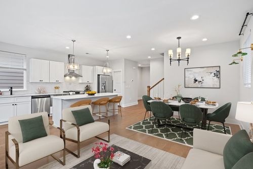 432 Becanni Ln, Nashville, TN, 37209-2596 | Card Image