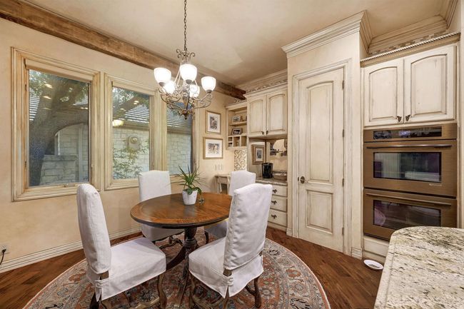 2305 Barton Creek #29 Boulevard, Condo with 4 bedrooms, 4 bathrooms and null parking in Austin TX | Image 12
