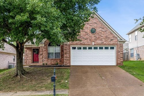 2724 Green Turtle Trl E, Cordova, TN, 38016-0103 | Card Image