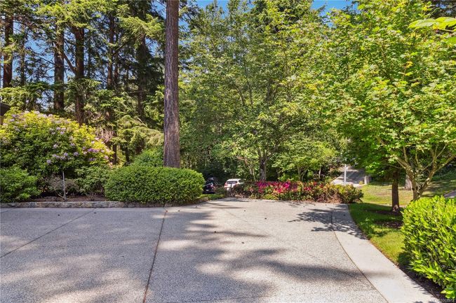 1 - 981 Fir Tree Glen, Townhouse with 2 bedrooms, 3 bathrooms and null parking in Saanich BC | Image 48