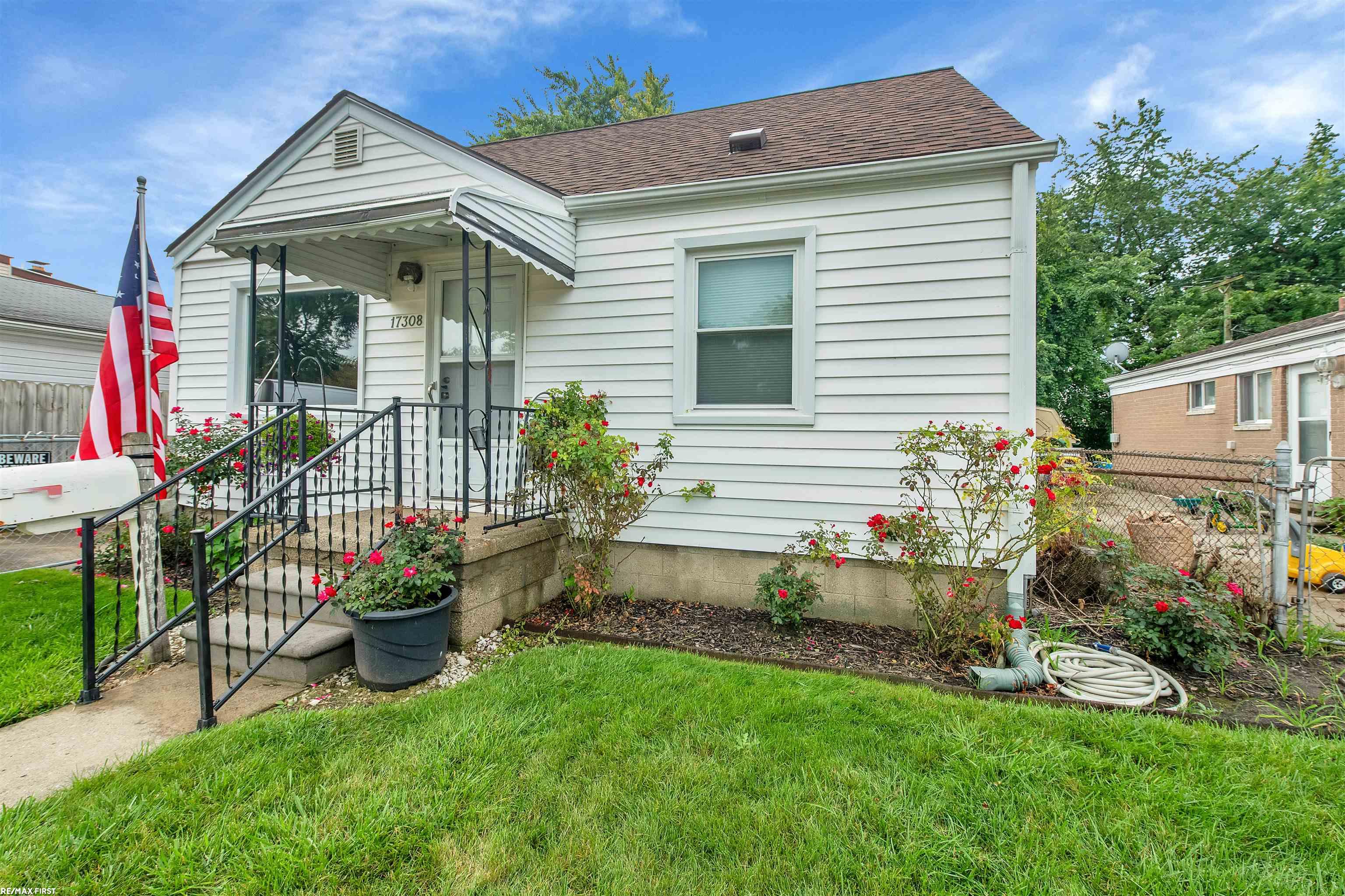 Martin Rd, Roseville, MI 48066