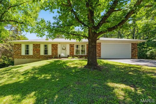 32 Country Ln, Festus, MO, 63028-3530 | Card Image