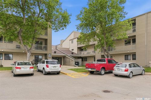 307-207 Tait Pl, Saskatoon, SK, S7H5L8 | Card Image