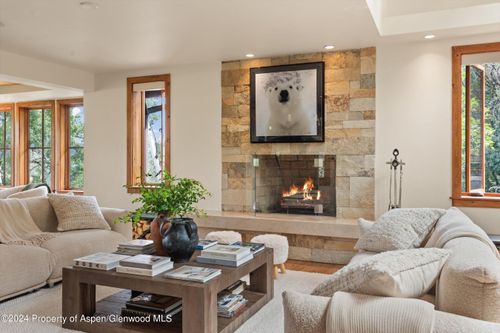 71 N Ridge Ln, Snowmass Village, CO, 81615-5879 | Card Image