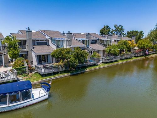 588 Marlin Ct, Redwood City, CA, 94065-1266 | Card Image