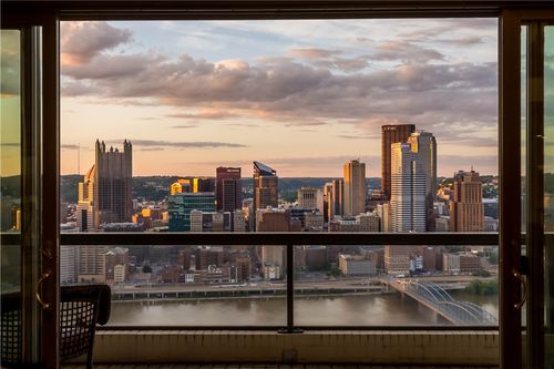 702-111 Grandview Ave, Mt Washington, PA, 15211-1660 | Card Image