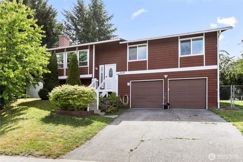 12119 Se 317th Pl, Auburn, WA, 98092-3604 | Card Image