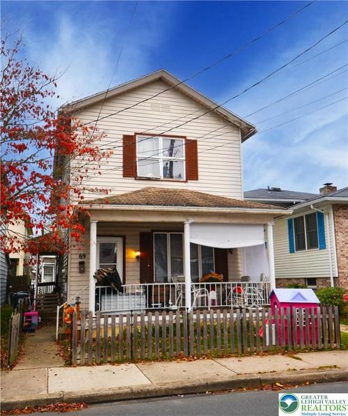 69 Girard Ave, Plymouth, PA, 18651-2205 | Card Image