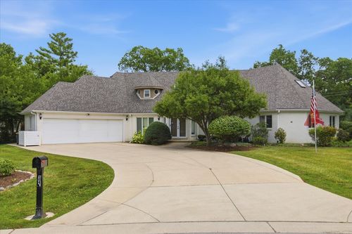 34 Robin Hood Rnch, Oak Brook, IL, 60523-2725 | Card Image