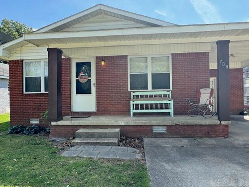 709 Chestnut St, Corning, AR, 72422-2604 | Card Image
