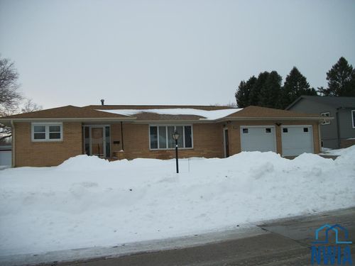 409 Spruce St, Aurelia, IA, 51005-7809 | Card Image