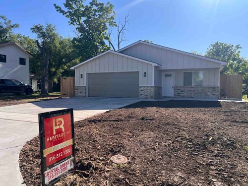 1932 S Mosley Ave, Wichita, KS, 67211-4324 | Card Image