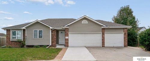 5970 Gunnison Ct, Lincoln, NE, 68521-5061 | Card Image
