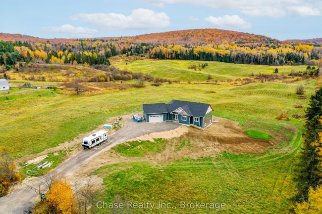 141 3 Mile Lake Rd, House other with 3 bedrooms, 2 bathrooms and 10 parking in Katrine ON | Image 39