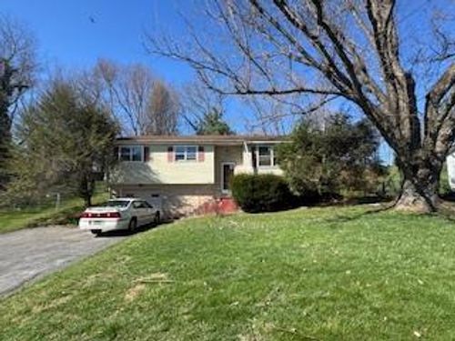 31250 Old Stage Rd, Glade Spring, VA, 24340-4844 | Card Image