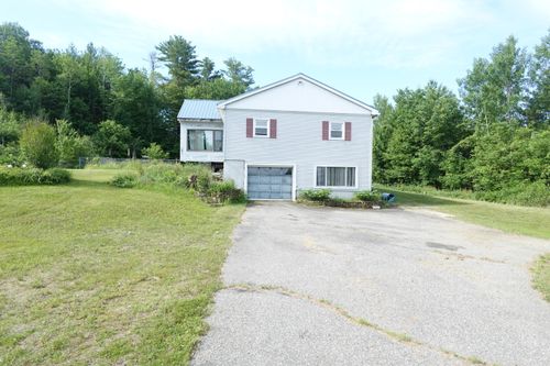 551 Us Route 2 E, Wilton, ME, 04294-3647 | Card Image