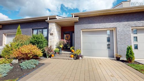 135 Bradford Pl, Bedford, NS, B4B0R7 | Card Image