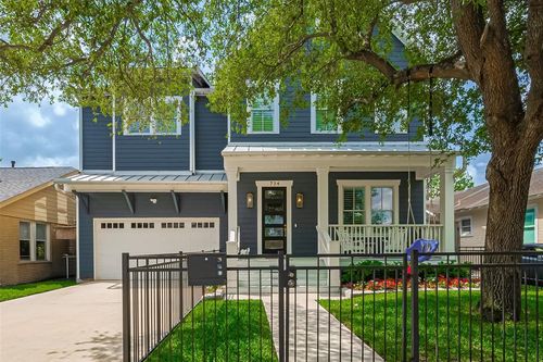 734 E 9th St, Houston, TX, 77007-1724 | Card Image