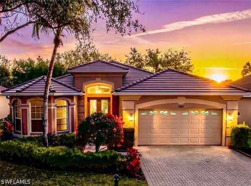 4828 Cerromar Dr, NAPLES, FL, 34112-7916 | Card Image