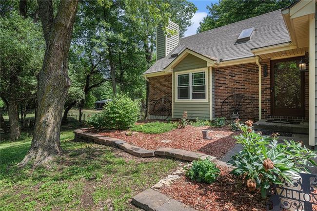 307 Gore Rd, House other with 3 bedrooms, 3 bathrooms and null parking in Raymore MO | Image 19