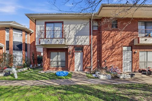 apt-4b-8320 Wild Rose St, Houston, TX, 77083-3447 | Card Image
