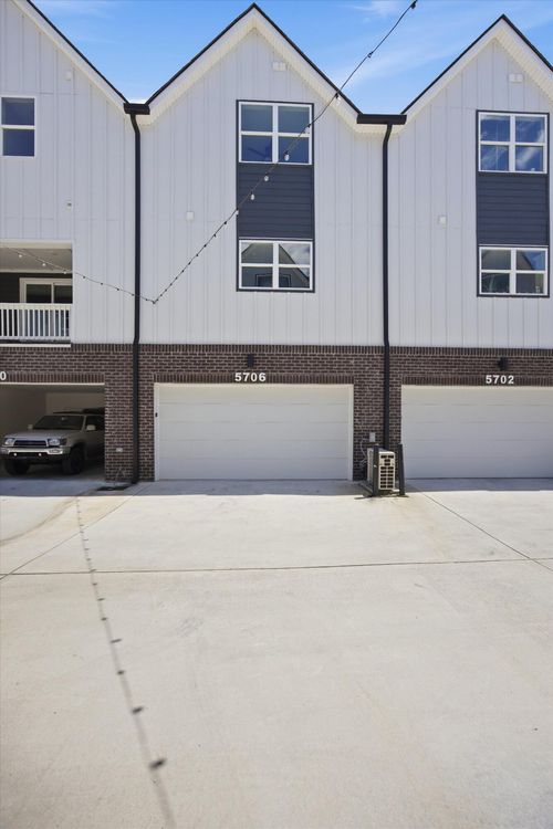 5706 Sofias Circle, Chattanooga, TN, 37411 | Card Image