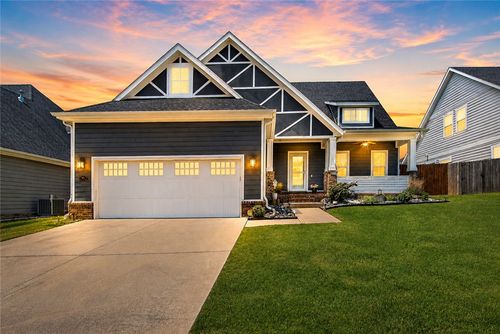 805 Hampstead Heath, Cave Springs, AR, 72718-5501 | Card Image