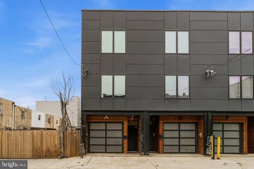 2528 E Albert, PHILADELPHIA, PA, 19125 | Card Image