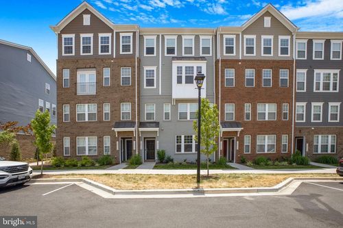 10517 Sally Ride Ln, LANHAM, MD, 20706-2590 | Card Image