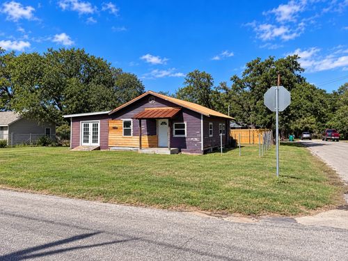 415 E Clifton St, Stephenville, TX, 76401-4917 | Card Image