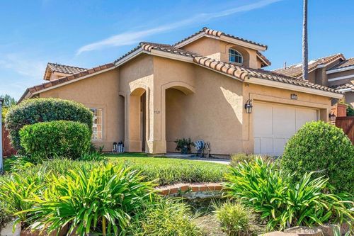 9525 Vervain St, San Diego, CA, 92129-3523 | Card Image