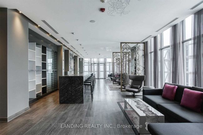 2608 - 65 St Mary St, Condo with 2 bedrooms, 1 bathrooms and null parking in Toronto ON | Image 8