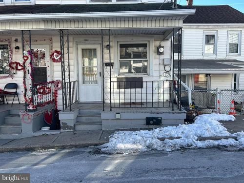 1042 W Water Street, COAL TOWNSHIP, PA, 17866 | Card Image