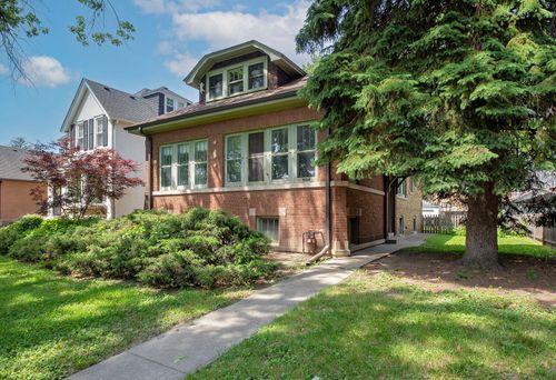 7046 N Osceola Ave, Chicago, IL, 60631-1045 | Card Image