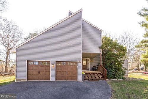 18 Eastwood Dr, VOORHEES, NJ, 08043-4721 | Card Image