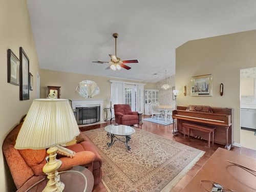 314 Lake Chateau Dr, Hermitage, TN, 37076-3086 | Card Image