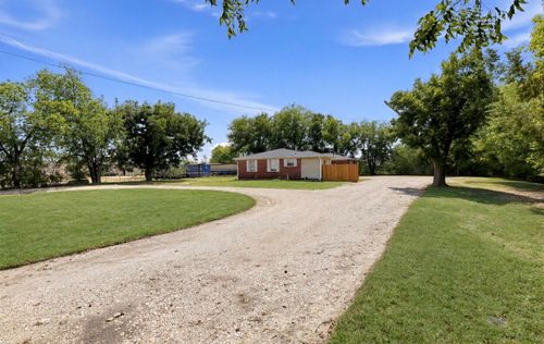 535 Ross Rd, Elm Mott, TX, 76640-3499 | Card Image