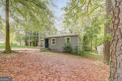 3618 Barrow Place Sw, House other with 3 bedrooms, 2 bathrooms and null parking in Atlanta GA | Image 3